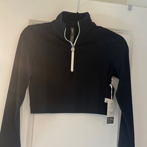 Vuori Black Crop Top with White Zipper